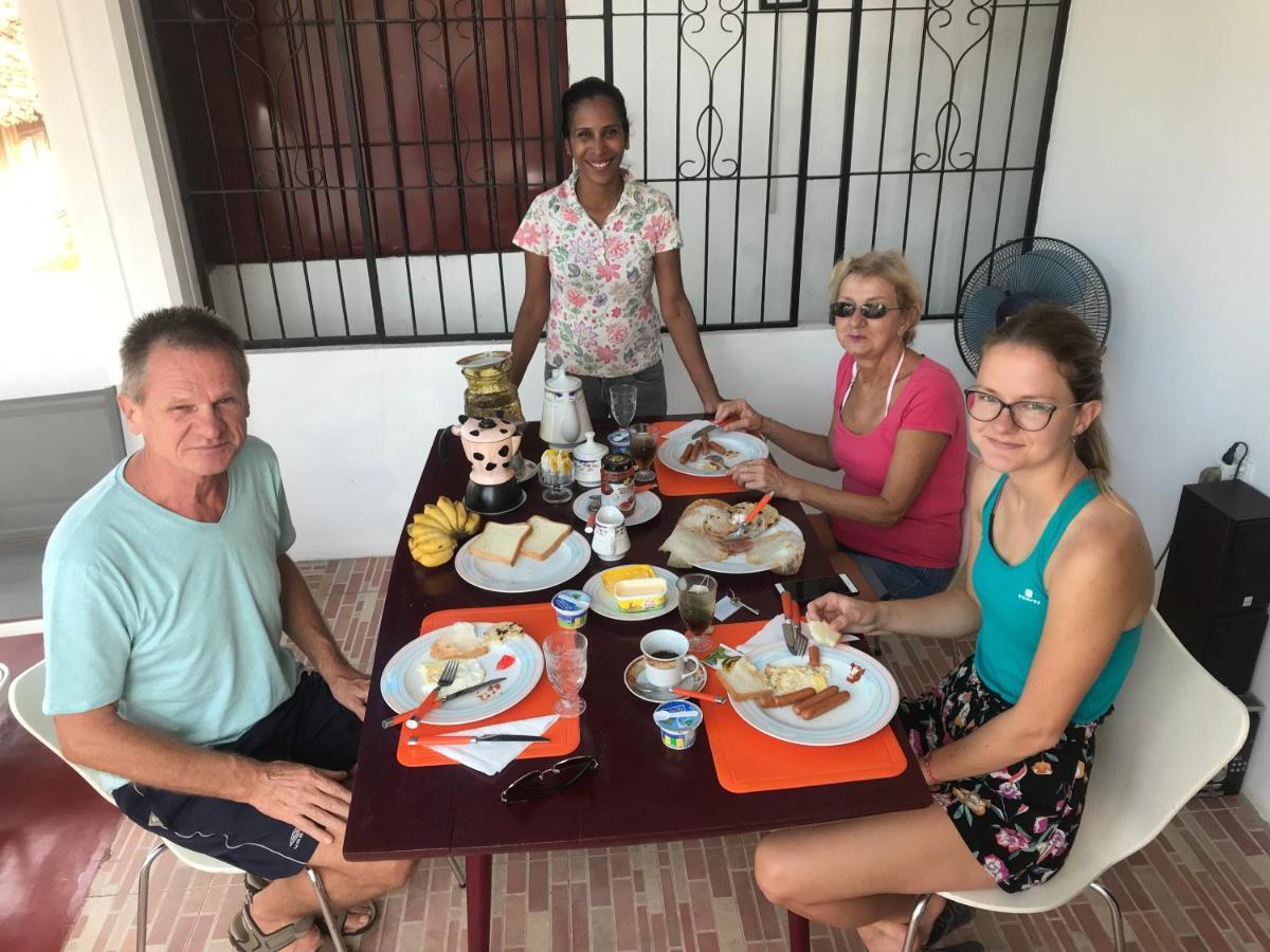 Elsy Villa Negombo Eksteriør billede